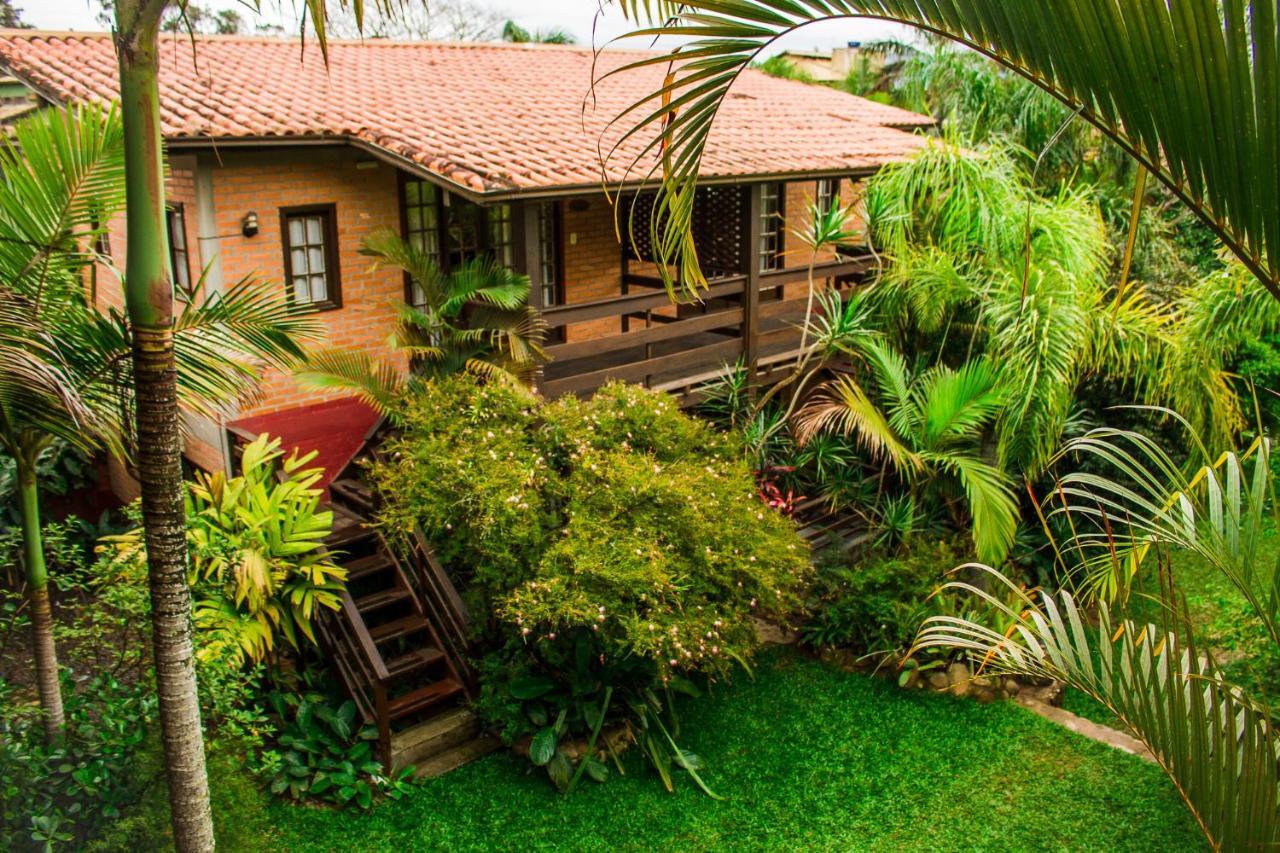 Pousada Alem Do Jardim Praia do Rosa Luaran gambar